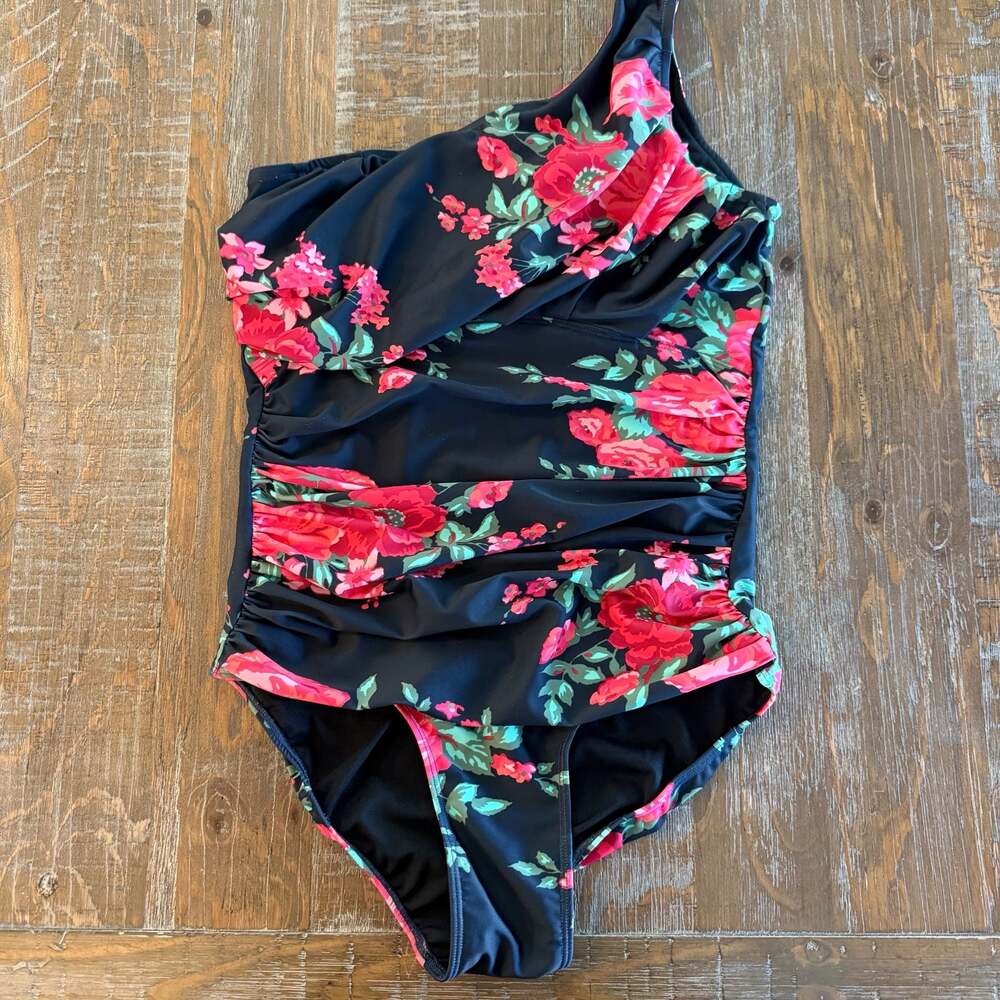 Albion Fit Icon Ruched One-Piece Swimsuit in Antigua Floral